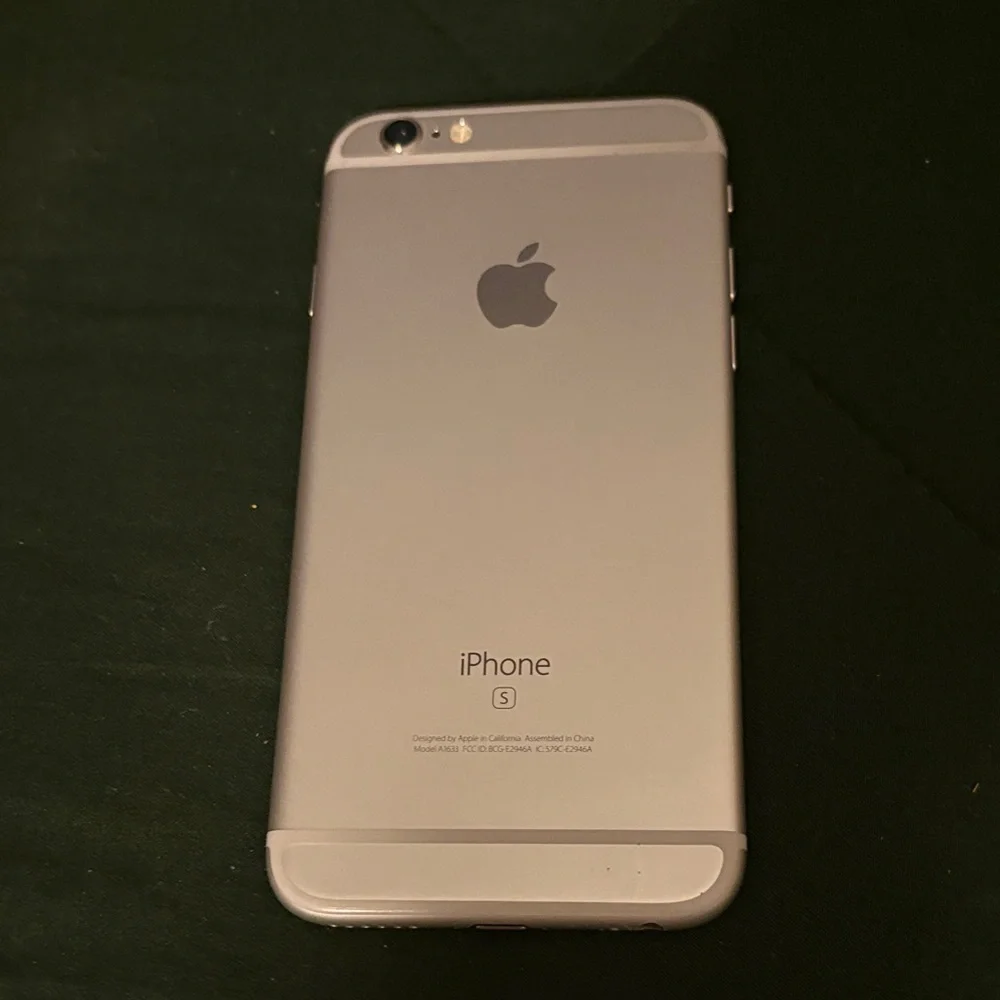 APPLE iPhone 6S Silver | iOS 13.3 CHARGER NO INCLUDES